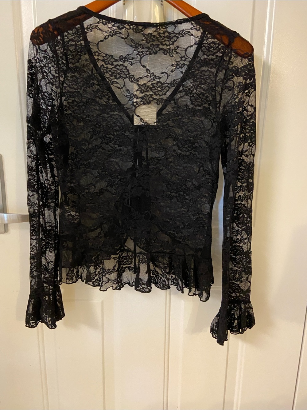 🖤 Sheer Lace Tie-Front Ruffle Top🖤 - Picture 8 of 16